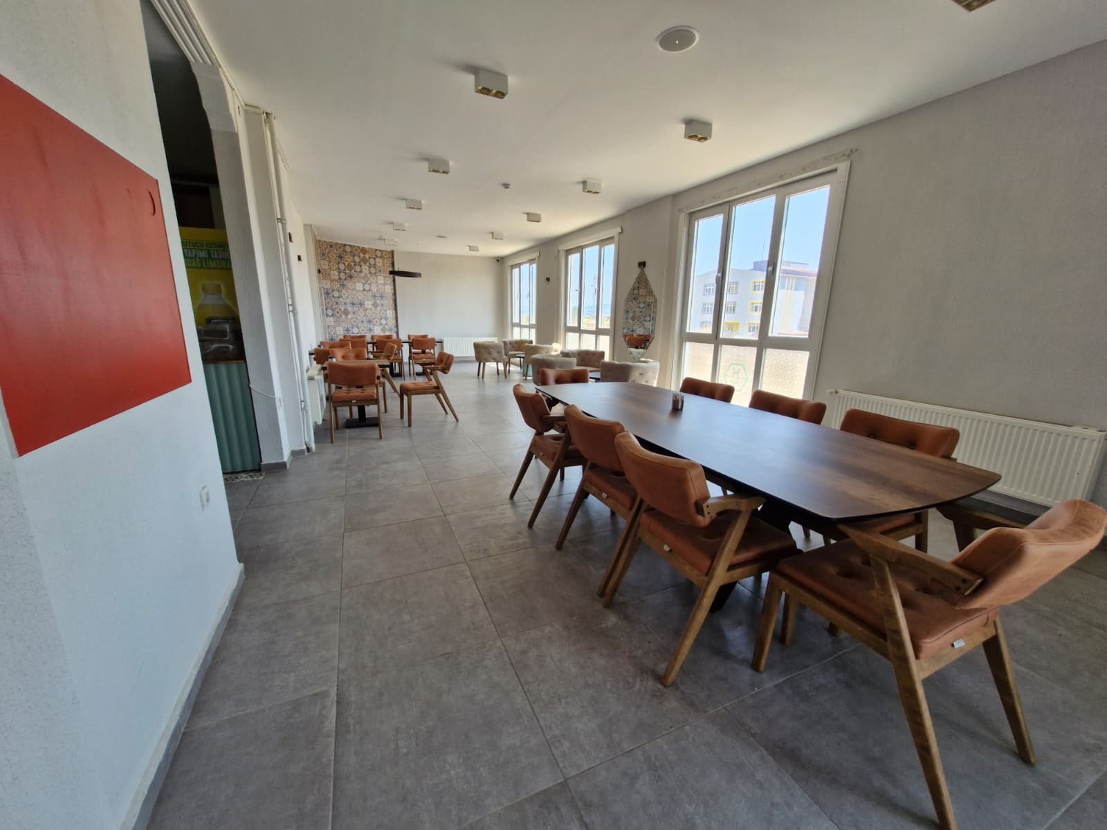 hiveKafe. 1